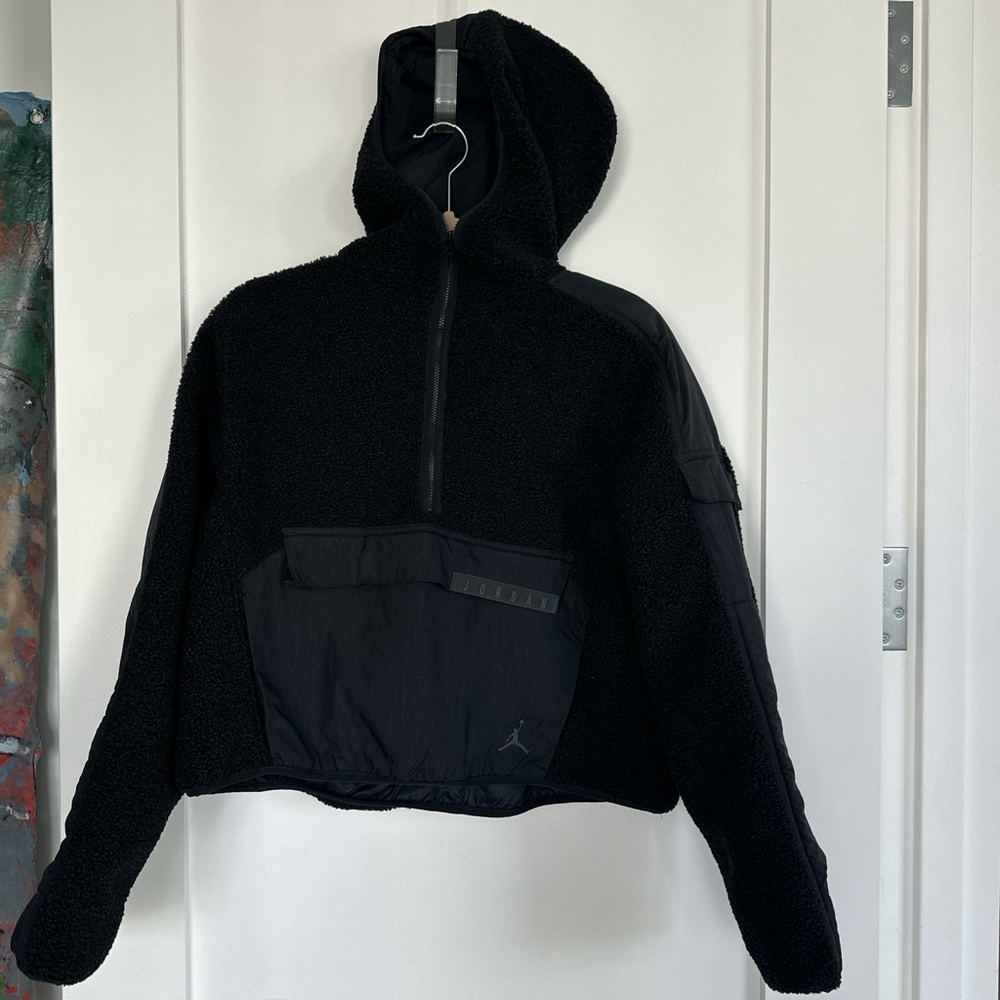Jordan Brand Women's Black Fleece Jacket / quarter zip